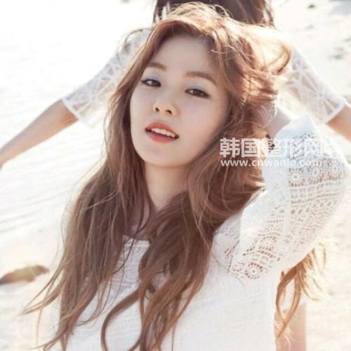 <a href='/tag_jiati95.html'>假体</a><a href='/tag_fengxiongduoshaoqian2.html'>丰胸多少钱</a>一次?
