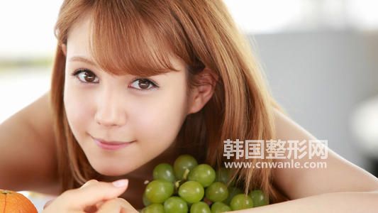 最新眼部<a href='/tag_chouzhishoushu.html'>抽脂手术</a>费用多少钱一次?
