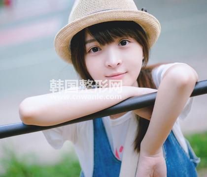 <a href='/tag_quyandai51.html'>祛眼袋</a>外切术后出现外翻怎么办?