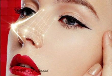 <a href='/tag_boniaosuan41.html'>玻尿酸</a><a href='/tag_longbi149.html'>隆鼻</a>对身体有什么危害？