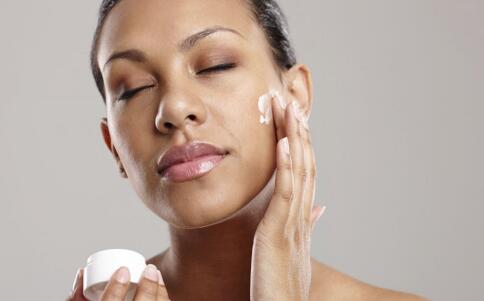 怎么洗脸能美白肌肤 美白肌肤的方法 快速美白肌肤的方法